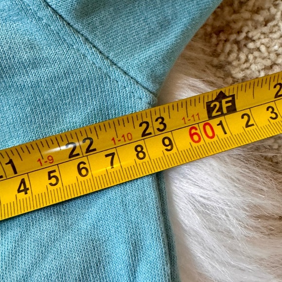 Under Armour S Women's Shoreline Pullover - Picture 8 of 9